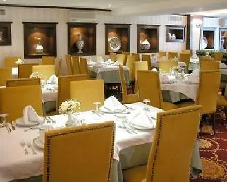 מלון Metropol 3*